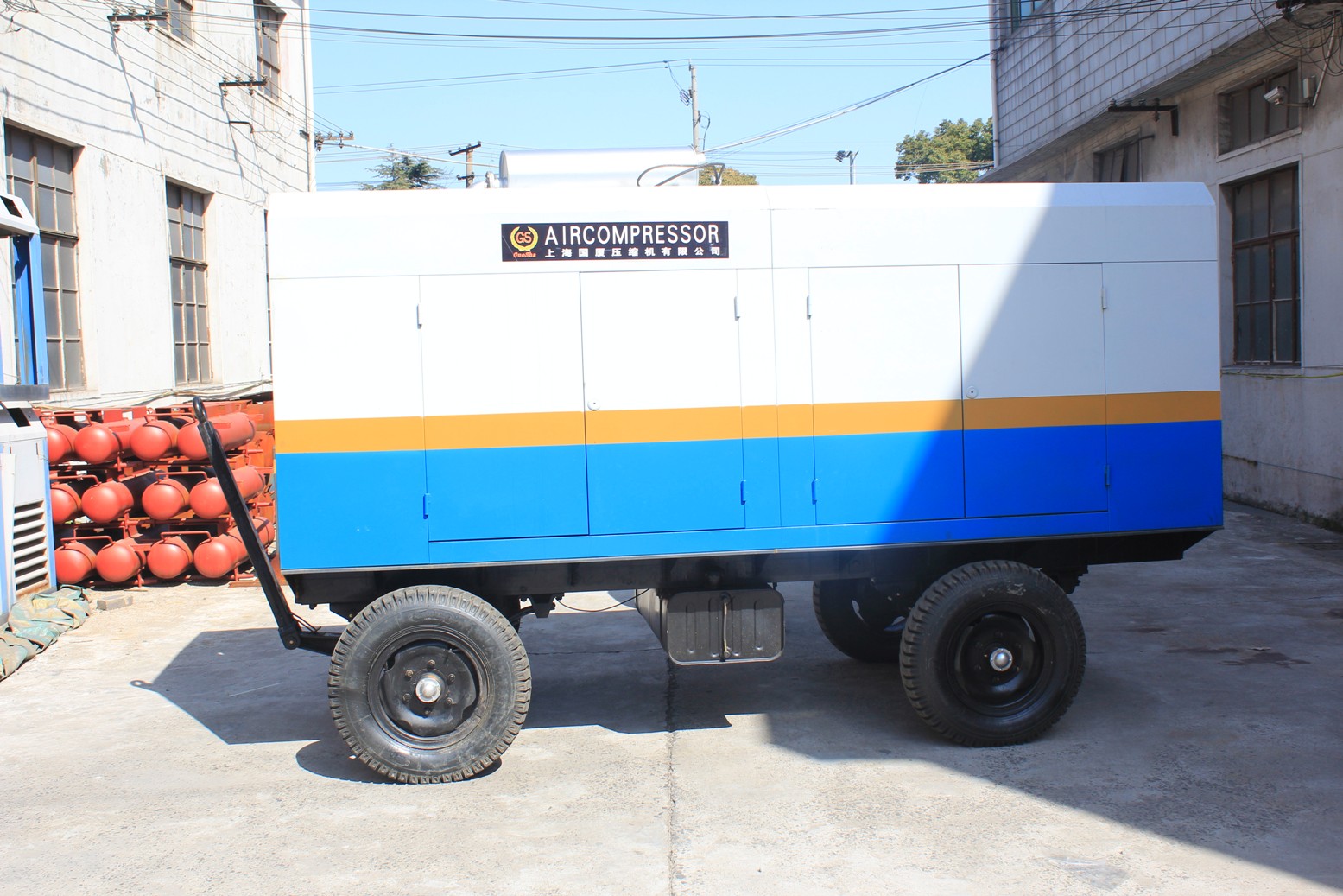 移動式螺桿空壓機（節能型50%）